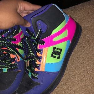 dc shoes neon